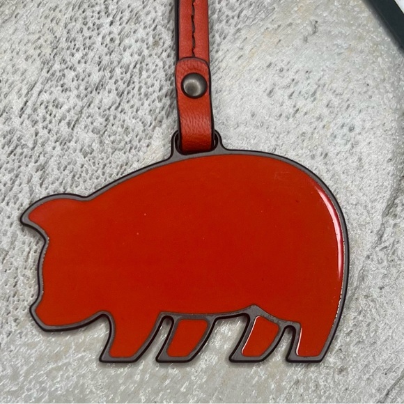 Bottega Veneta Limited Edition 2019 Year of the Pig Bag Charm - Picture 5 of 8